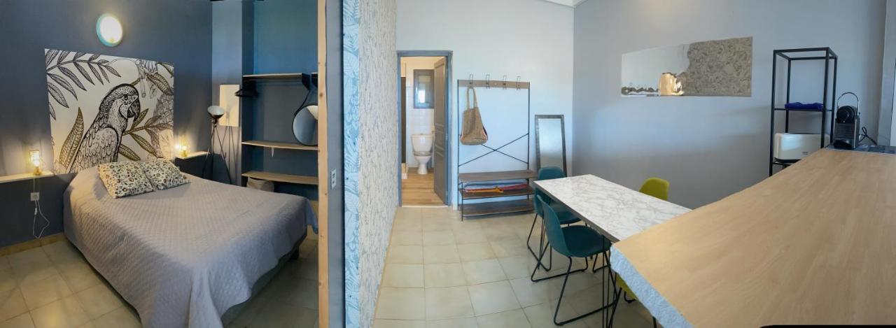 Appartements Vue Mer แซ็งต์-โฟลร็องต์ ภายนอก รูปภาพ