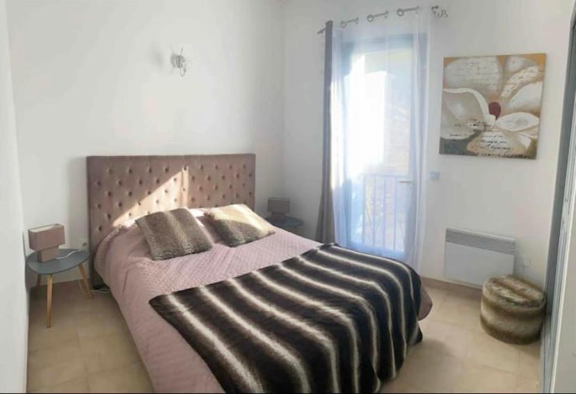 Appartements Vue Mer แซ็งต์-โฟลร็องต์ ภายนอก รูปภาพ
