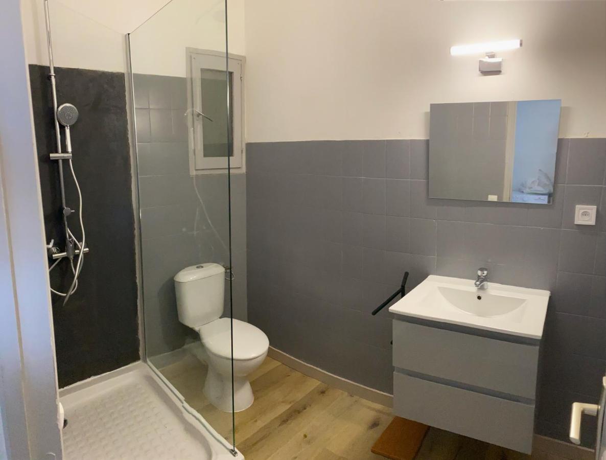 Appartements Vue Mer แซ็งต์-โฟลร็องต์ ภายนอก รูปภาพ