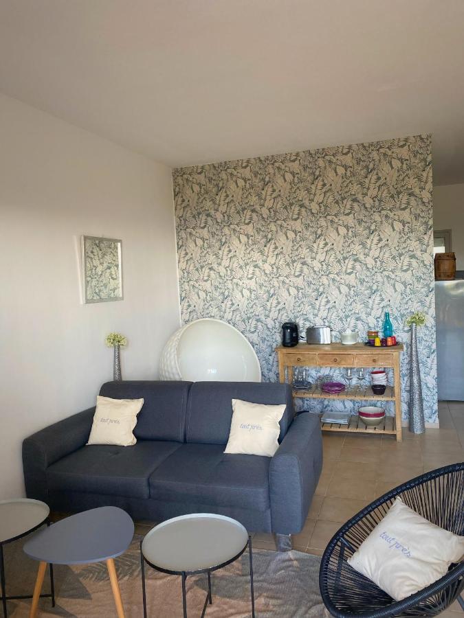 Appartements Vue Mer แซ็งต์-โฟลร็องต์ ภายนอก รูปภาพ